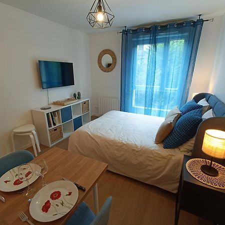 מונטבראן Studio Cosy Neuf + Lit Bebe A 4 Minutes Rer A מראה חיצוני תמונה