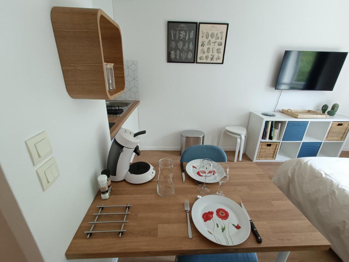 מונטבראן Studio Cosy Neuf + Lit Bebe A 4 Minutes Rer A מראה חיצוני תמונה