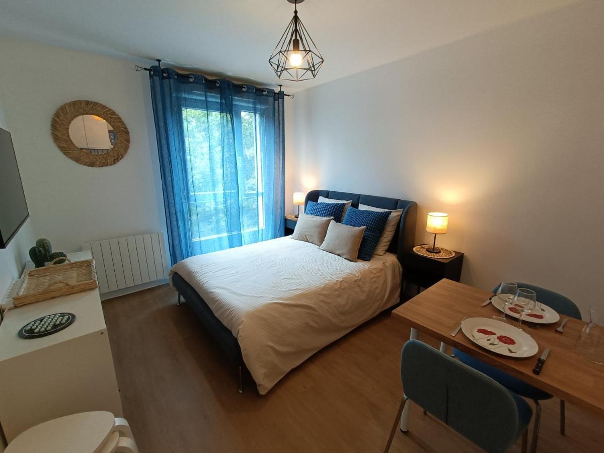 מונטבראן Studio Cosy Neuf + Lit Bebe A 4 Minutes Rer A מראה חיצוני תמונה